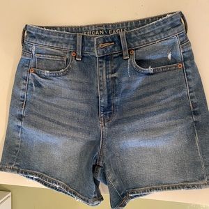 American Eagle Baggy Long Shorts NWT